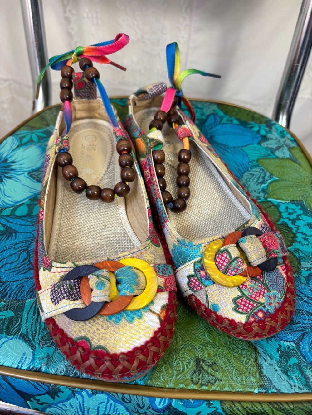 Wooden Bead Rainbow Ankle Tie Hidden Heel Boho Floral Canvas Flats Size 8.5